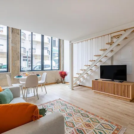 Duque De Saldanha Residences * 포르투