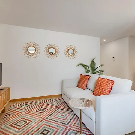 Duque De Saldanha Residences 아파트