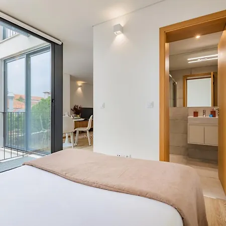 Duque De Saldanha Residences 아파트 *